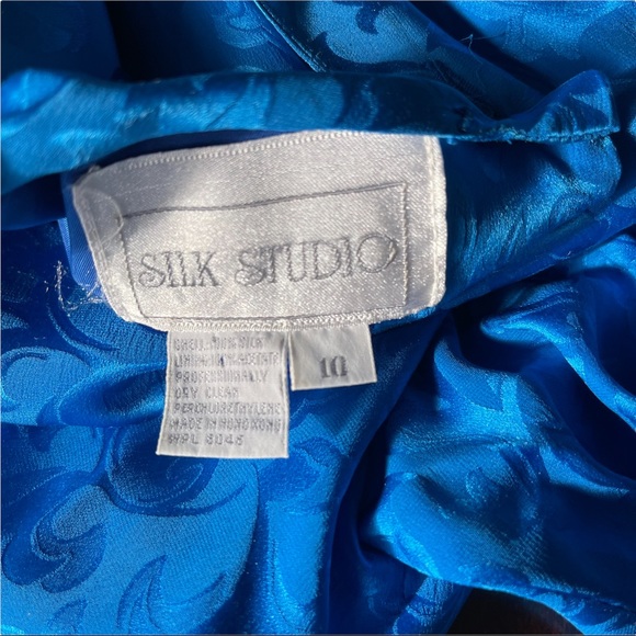 Silk studio Cocktail  Silk dress, Drop Waist , size 10, excellent condition - Picture 3 of 5